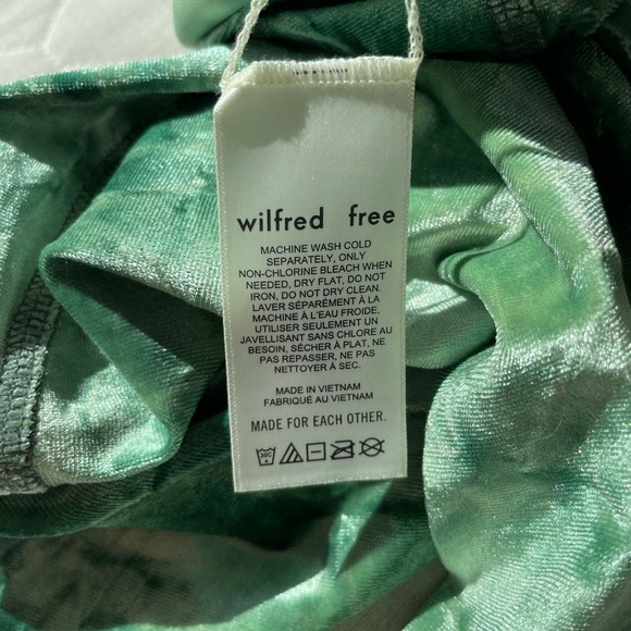 Wilfred Free ‘Moon’ Turtleneck - Picture 7 of 7